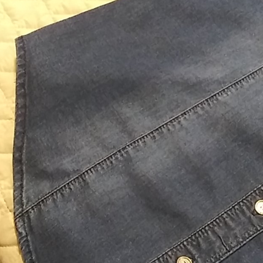 Guess los Angeles denim shirt. - Picture 14 of 16